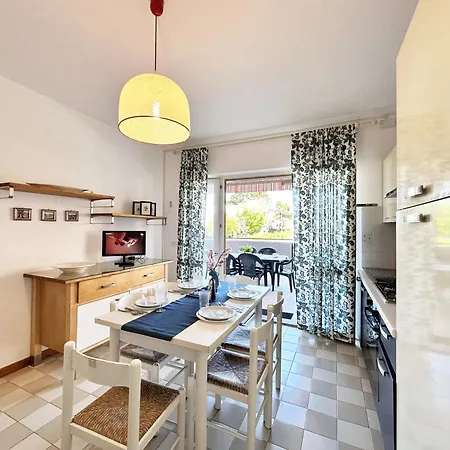 110 - Appartamento Trilocale A Marcelli Al Piano Terra Al Residence Pineta Vicino Al Mare - Spiaggia Inclusa * Marcelli